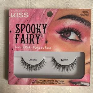 KISS Dreamy & Sparkly Black Eyelashes